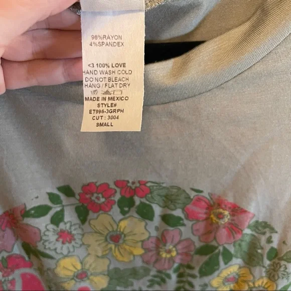 Green & Pink “Mama” Floral Botanical Leaf Graphic Short Sleeve Tee Shirt - Picture 5 of 11